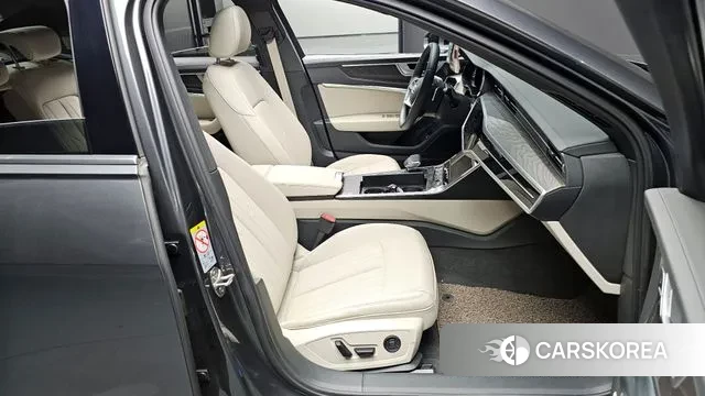 Audi A6 (C8) id 3022355 из Кореи 20