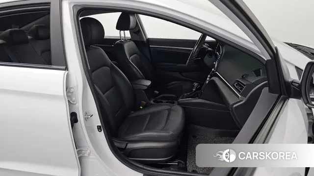 Hyundai The New Avante AD id 3505120 из Кореи 20