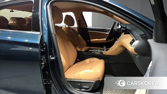 Genesis The New G70 id 3680587 из Кореи 20