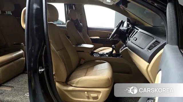 Kia The New Carnival id 3009116 из Кореи 20