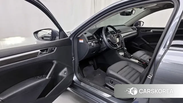 Volkswagen The New Passat id 2971336 из Кореи 20