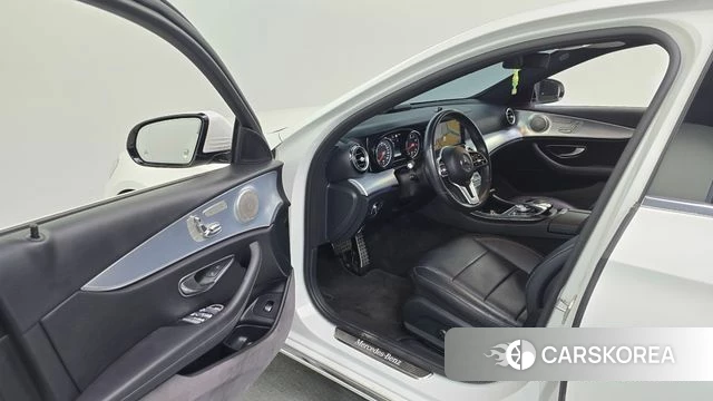 Mercedes-Benz E-Class W213 id 3942444 из Кореи 20