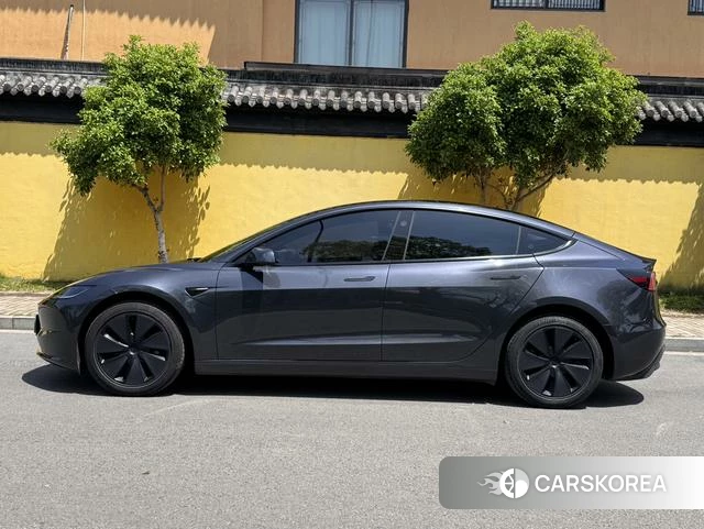 Tesla Model 3 id 3993547 из Китая 11