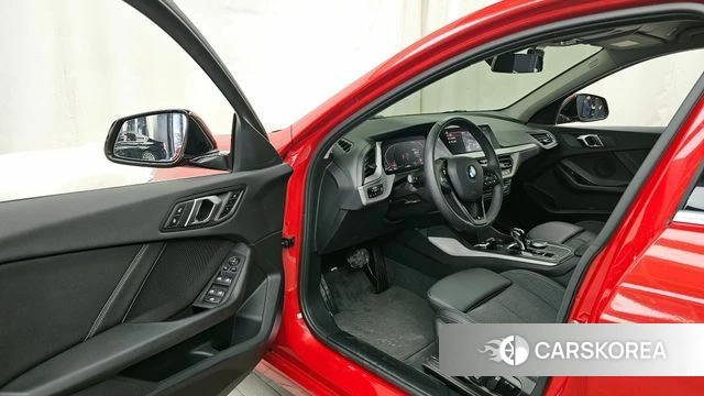 BMW 1 Series (F40) id 3844029 из Кореи 20