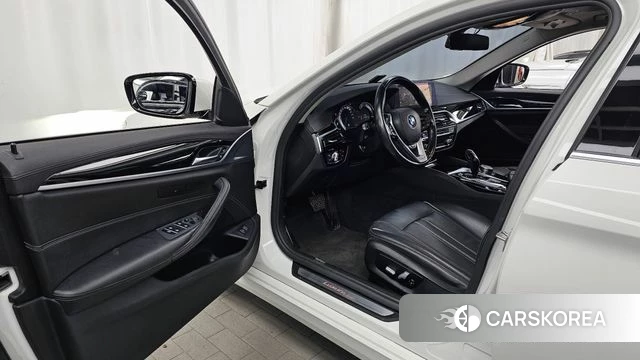 BMW 5 Series (G30) id 4638228 из Кореи 20