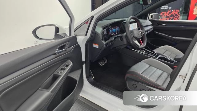 Volkswagen Golf 8th Generation id 4414126 из Кореи 32