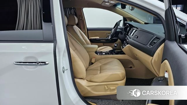 Kia The New Carnival id 3885972 из Кореи 20