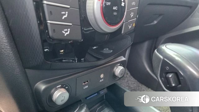 Ssangyong Tivoli Air id 3905792 из Кореи 20