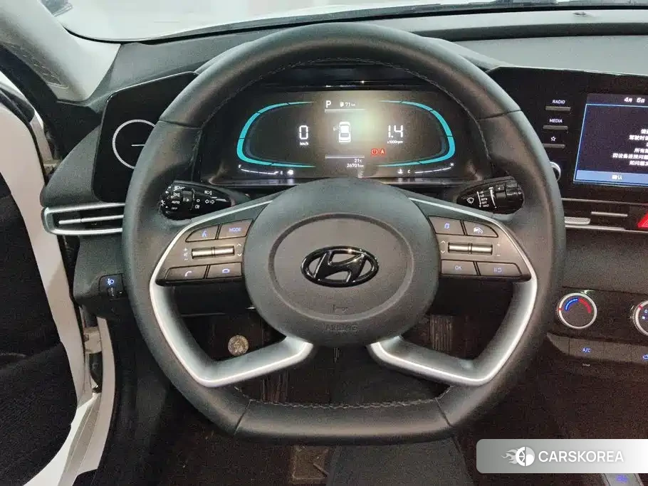 Hyundai Elantra id 4553741 из Китая 16