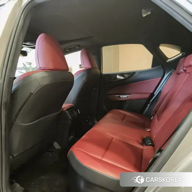 Lexus NX PHEV id 4262559 из Китая 10