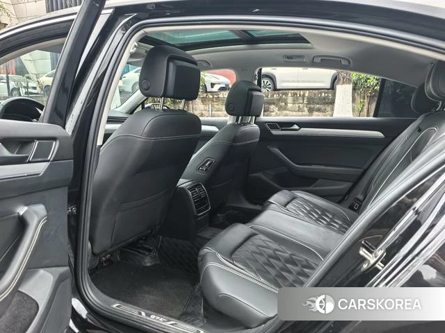 Volkswagen Magotan PHEV id 4256156 из Китая 10