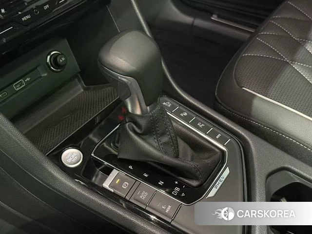 Volkswagen Tiguan L PHEV id 4272061 из Китая 20