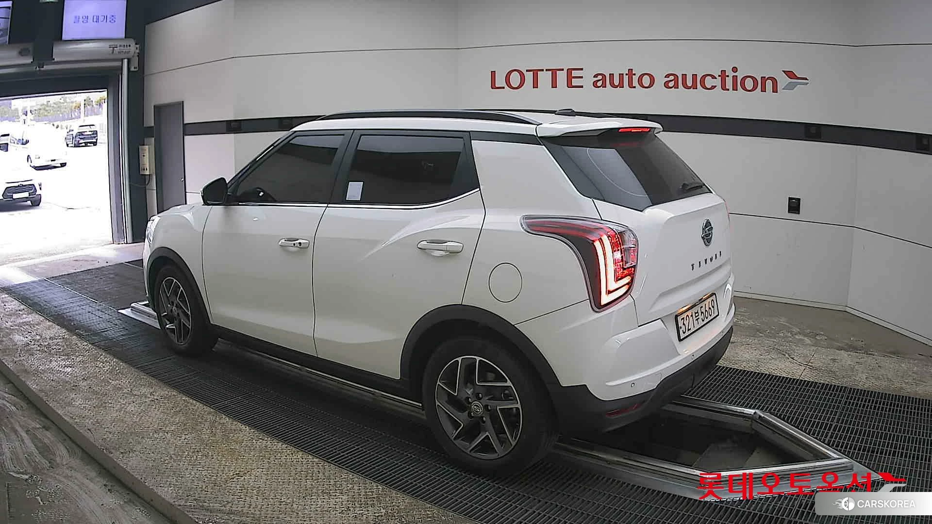 SsangYong Tivoli id 3869460 из Кореи 38