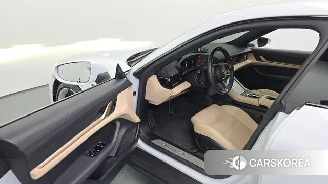 Porsche Taycan id 3225204 из Кореи 20