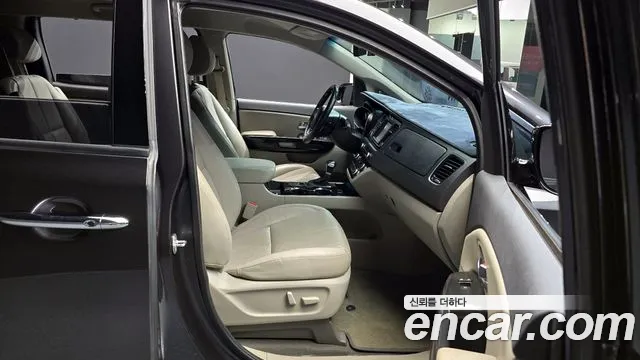 Kia The New Carnival id 2658771 из Кореи 20