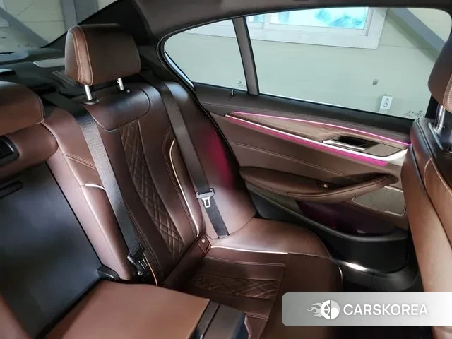 BMW 5 Series (G30) id 2970285 из Кореи 20