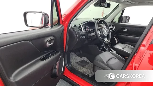 Jeep Renegade id 3231278 из Кореи 20