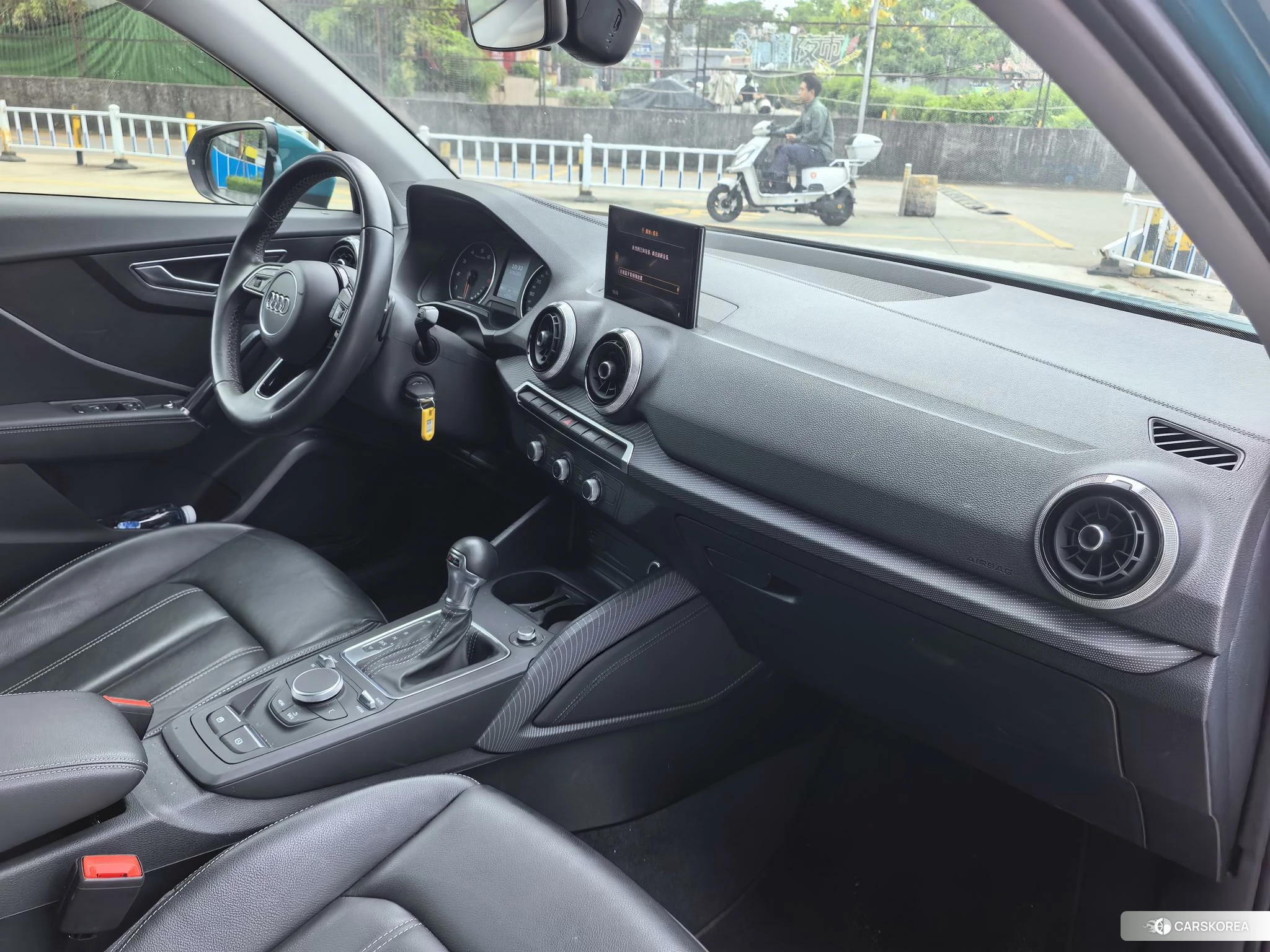 Audi Q2L id 4440720 из Китая 19