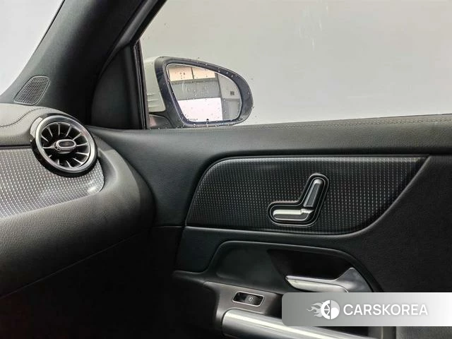 Mercedes-Benz GLA id 4221405 из Китая 20