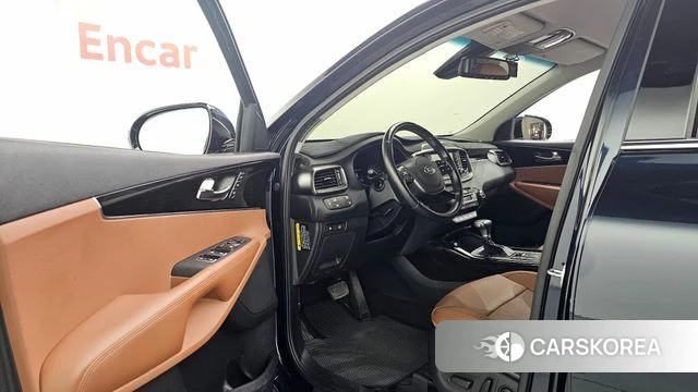 Kia The New Sorento id 4672399 из Кореи 32
