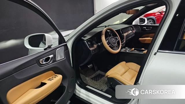 Volvo XC60 second Generation id 4187364 из Кореи 31