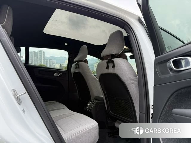 Volvo C40 EV id 3908642 из Китая 15