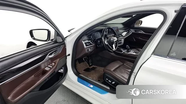 BMW 7 Series (G11) id 3617137 из Кореи 20