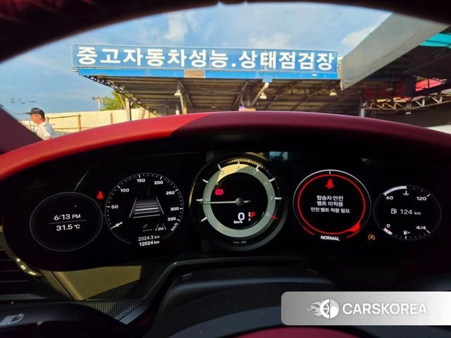 Porsche 911(992) id 4706566 из Кореи 19