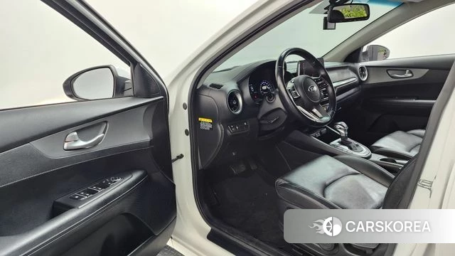 Kia Come New K3 id 3845857 из Кореи 20