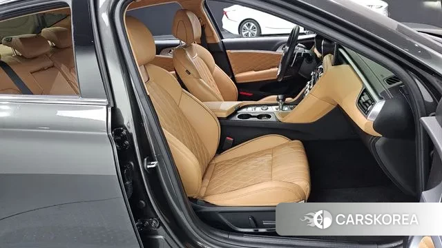 Genesis The New G70 id 3776648 из Кореи 20