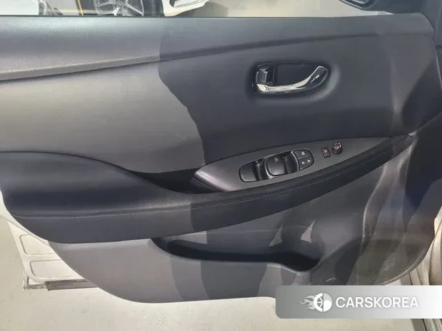 Nissan Leaf (ZE1) id 3666687 из Кореи 20