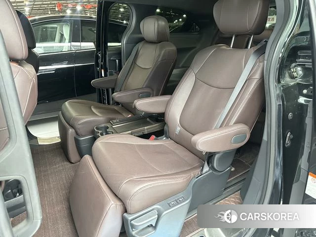 Toyota Grevia id 4261784 из Китая 12