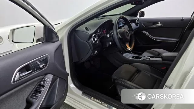 Mercedes-Benz A-Class W176 id 2903028 из Кореи 20