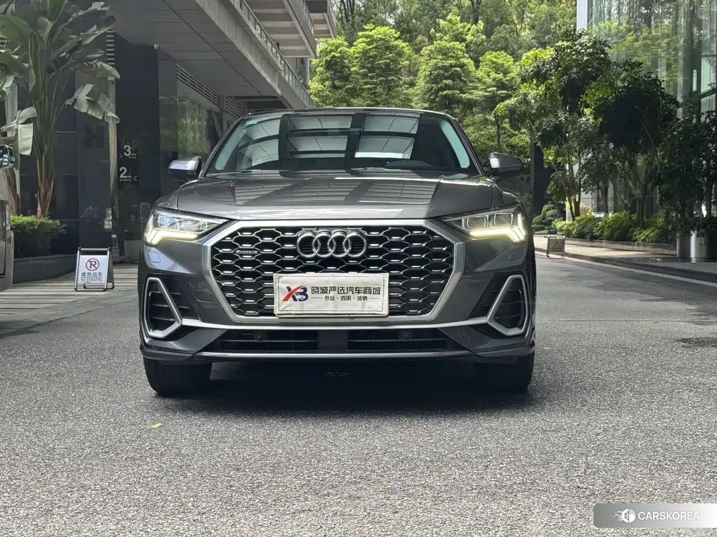Audi Q3 Sportback id 4546414 из Китая 20