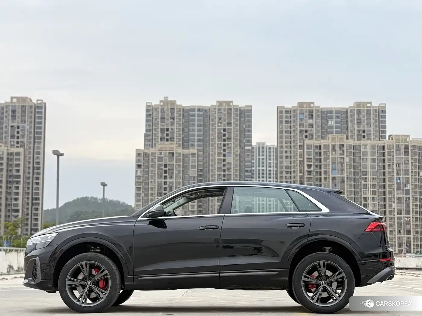 Audi Q8 id 4601867 из Китая 18