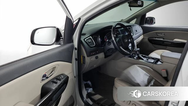 Kia The New Carnival id 4188570 из Кореи 20