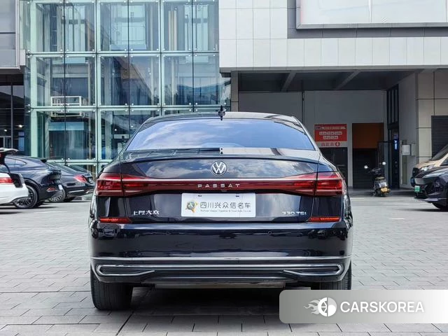Volkswagen Passat id 4290530 из Китая 21