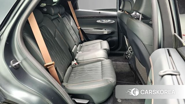 Genesis GV70 id 4186302 из Кореи 31