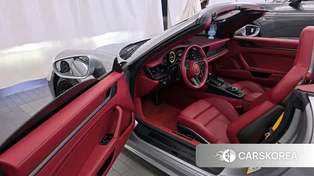 Porsche 911(992) id 3143185 из Кореи 20