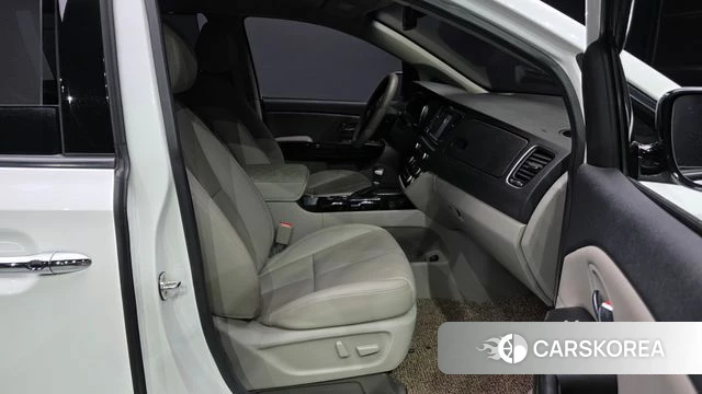 Kia The New Carnival id 4770364 из Кореи 36