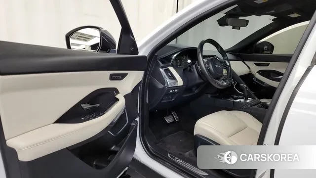 Jaguar E-PACE id 3004984 из Кореи 20