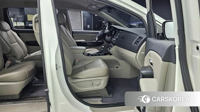 Kia The New Carnival id 4765139 из Кореи 30