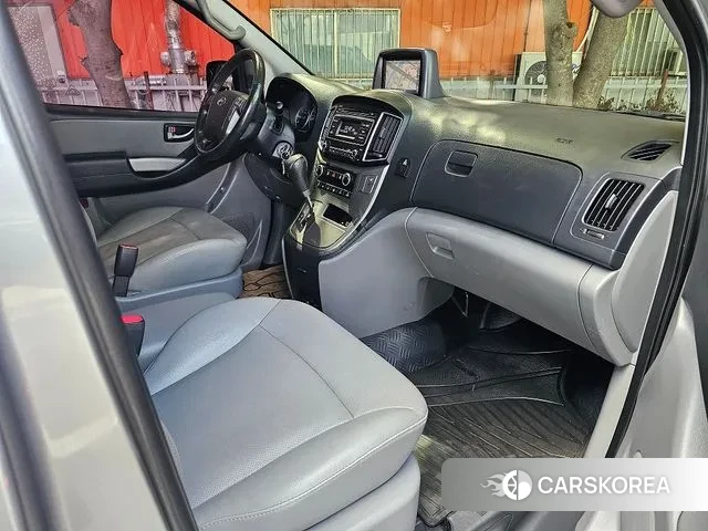 Hyundai The New Grand Starex id 2977147 из Кореи 20