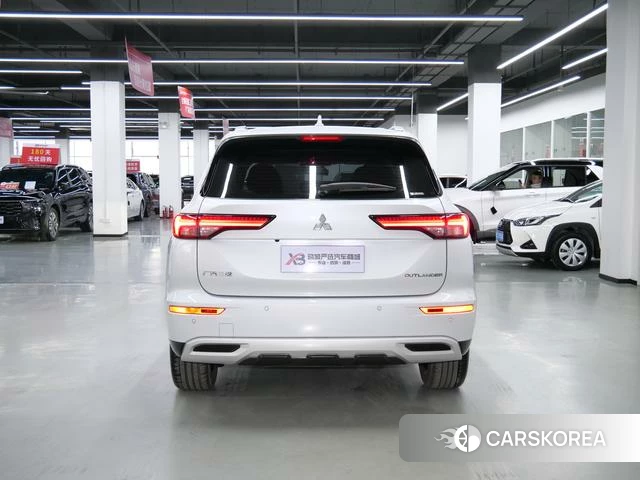 Mitsubishi  Outlander id 4221230 из Китая 21