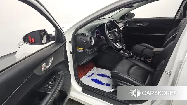 Kia Come New K3 id 3772440 из Кореи 20