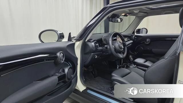 Mini Cooper id 4922801 из Кореи 30