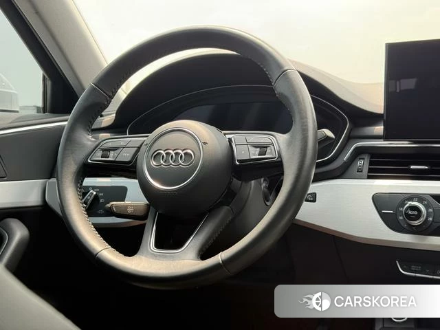 Audi A4L id 4328680 из Китая 16