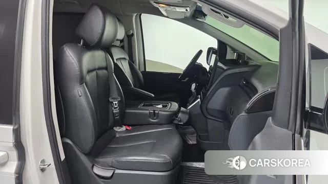 Hyundai Staria id 3472663 из Кореи 20