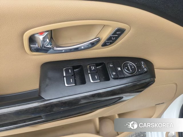 Kia The New Carnival id 4894968 из Кореи 20