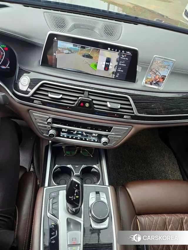 BMW 7 Series (G11) id 3746461 из Кореи 12